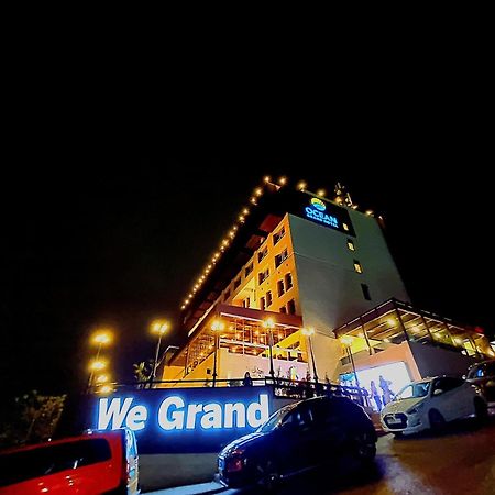 Ocean Grand Hotel - 라말라 외부 사진
